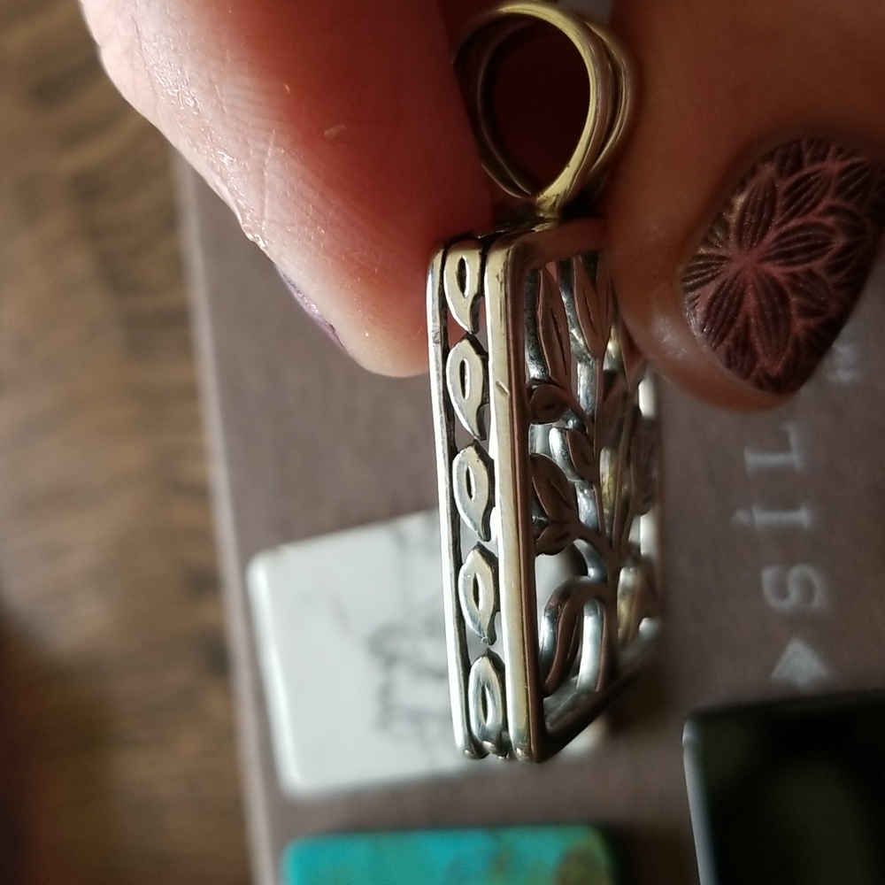 💥Silpada Changeling Pendant S1957 Live Laugh Love w/ 3 interchangeable Rare - Picture 11 of 11